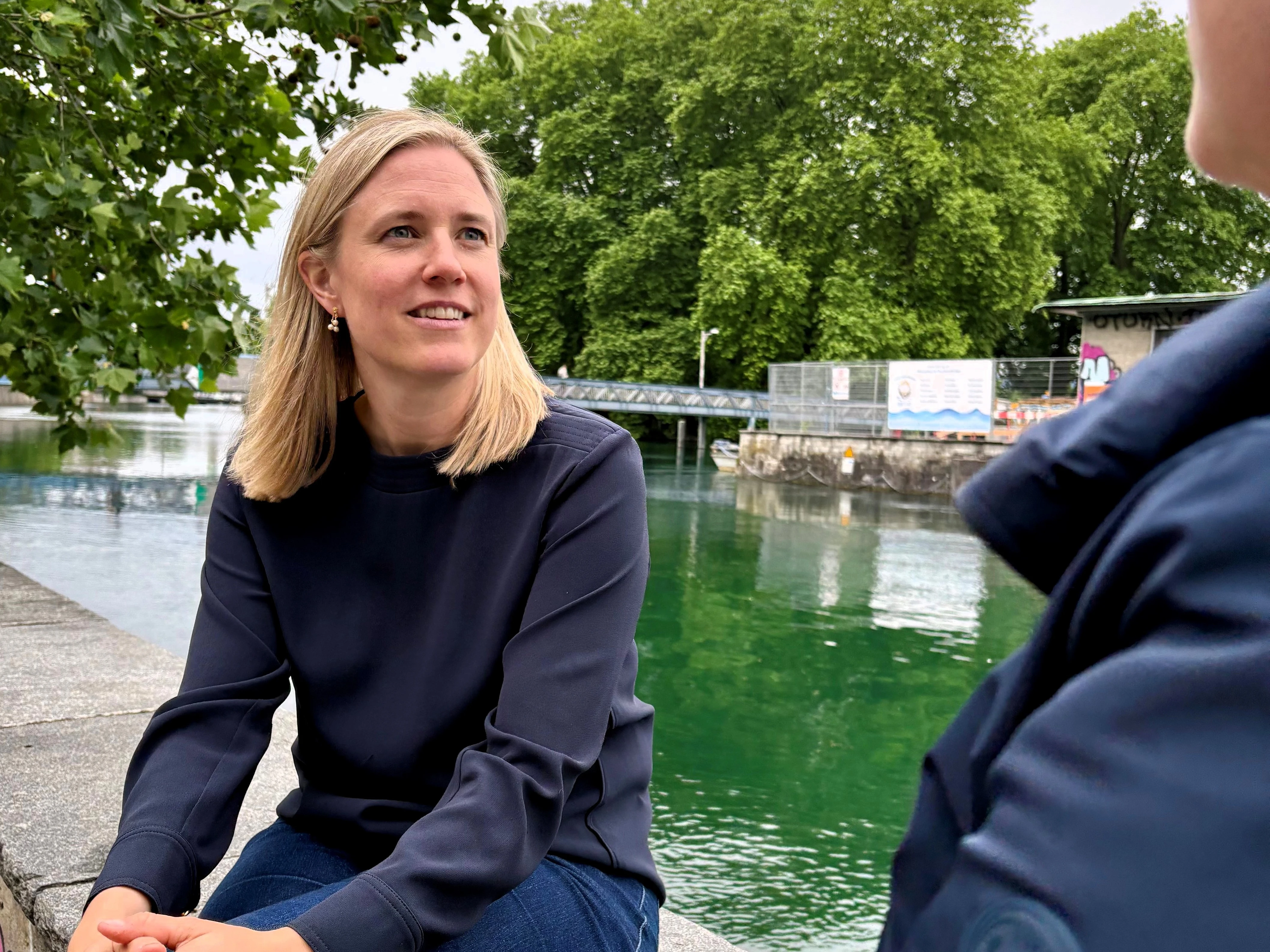 Annette Stolz, Geschäftsleiterin der Rheumaliga Schweiz im Gespräch Annette Stolz, Geschäftsleiterin der Rheumaliga Schweiz im Gespräch