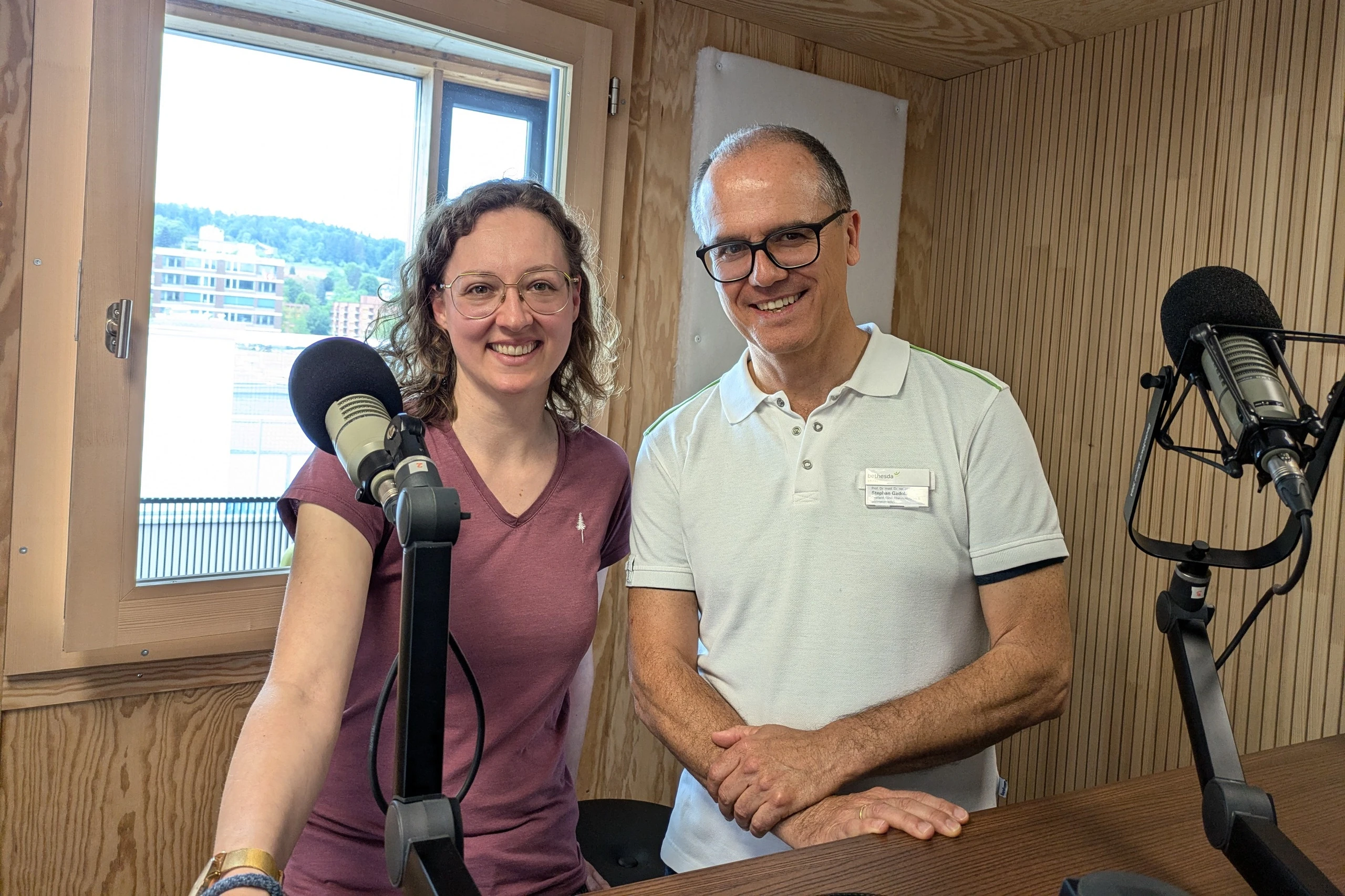 Darja Aigner Sjögren Betroffene und Stephan Gadola Rheumatologe v l n r Darja Aigner Sjögren Betroffene und Stephan Gadola Rheumatologe v l n r
