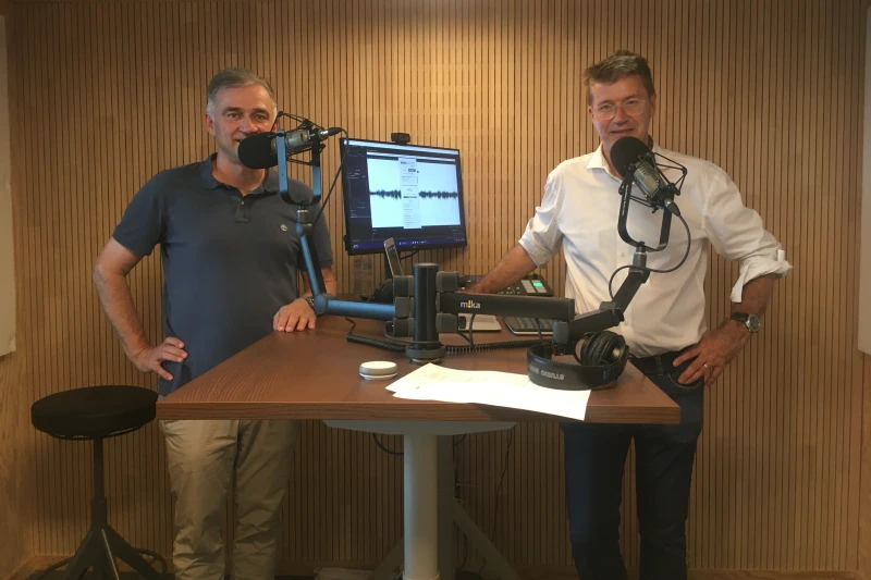 Podcast mit Dr. Oehrli und Dr. Frankhauser Podcast mit Dr. Oehrli und Dr. Frankhauser