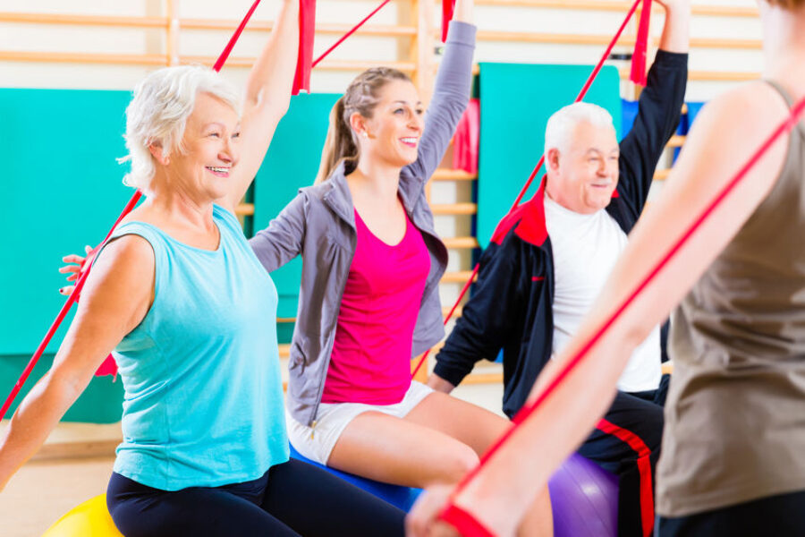 Bewegung Senioren Indoor gespiegelt Bewegung Senioren Indoor gespiegelt