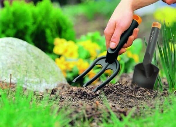 Kit d'outils de jardinage - Tout le nécessaire pour jardiner