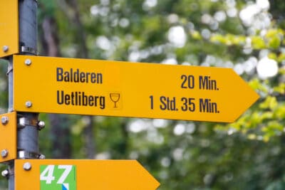 Wegweiser zum Uetliberg