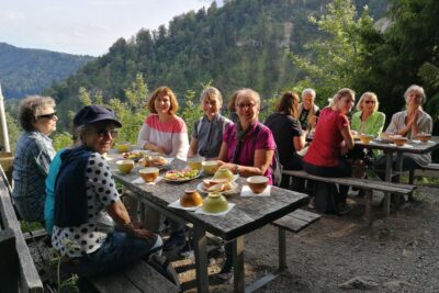 Pause in der Teehütte Fallätsche