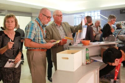 Stand informativo della Lega svizzera contro il reumatismo