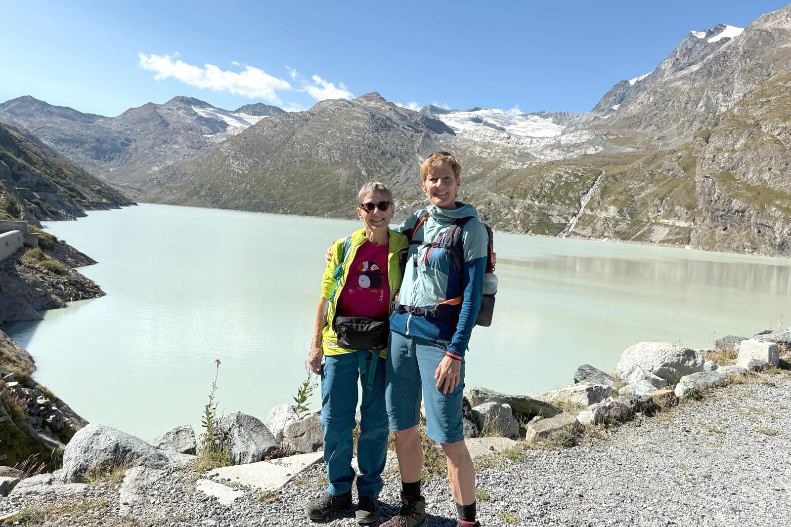 Leiterinnen vor dem Mattmarkstausee